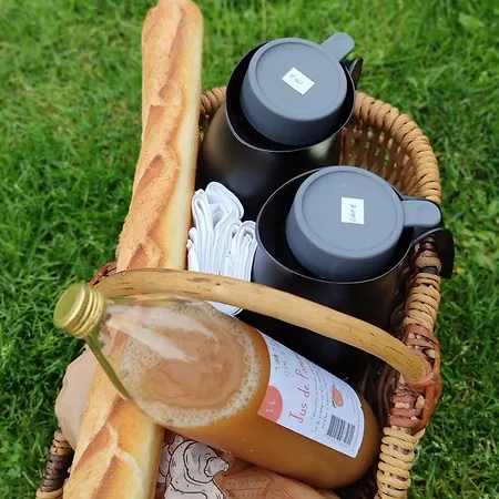 Sejour Bucolique En Roulotte Au Coeur D'une Ferme Familiale En Sarthe - Fr-1-410-229 Holiday home Chantenay-Villedieu