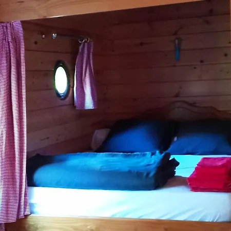 Holiday home Sejour Bucolique En Roulotte Au Coeur D'une Ferme Familiale En Sarthe - Fr-1-410-229 Chantenay-Villedieu