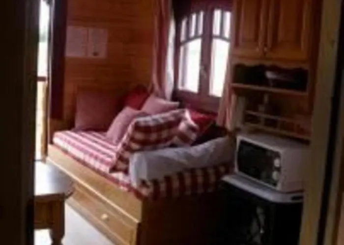 Sejour Bucolique En Roulotte Au Coeur D'une Ferme Familiale En Sarthe - Fr-1-410-229 Chantenay-Villedieu