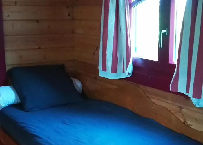 Semesterbostad Sejour Bucolique En Roulotte Au Coeur D'une Ferme Familiale En Sarthe - Fr-1-410-229